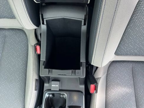 Used 2026 Subaru Forester Premium w/ Base/Premium Plus Package AWD/4WD image 12