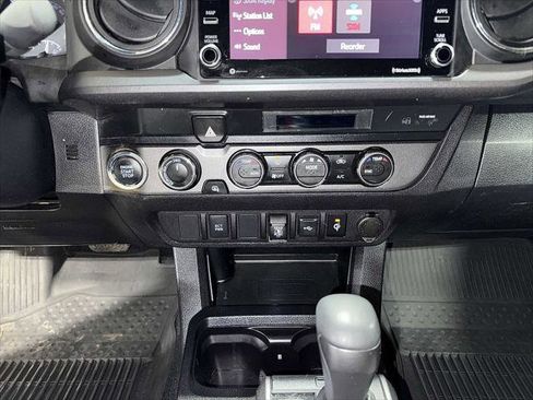 Certified 2023 Toyota Tacoma TRD Off-Road image 21