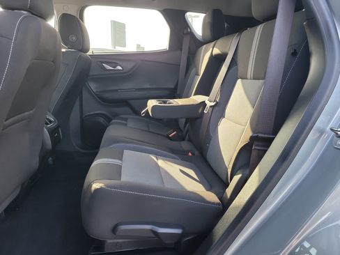 Used 2024 Chevrolet Blazer LT w/ Convenience Package FWD image 11