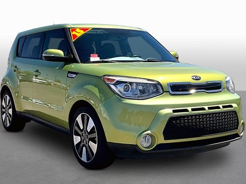 Used 2015 Kia Soul ! FWD image 8