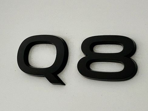 Used 2024 Audi Q8 e-tron Premium Plus w/ Premium Plus Package image 10