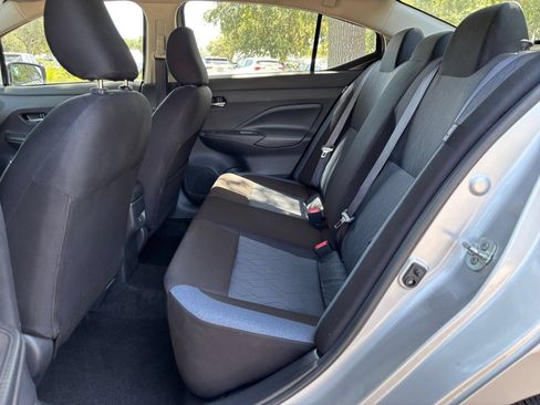 Used 2025 Nissan Versa SV FWD image 19