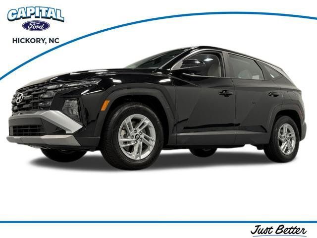 Used 2025 Hyundai Tucson SE FWD image 4