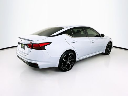 Used 2023 Nissan Altima 2.5 SR image 9