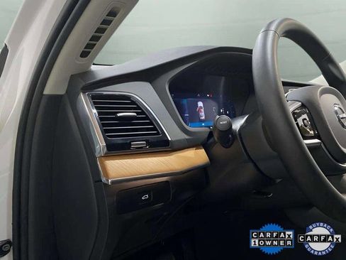 Used 2025 Volvo XC90 B6 Plus image 37