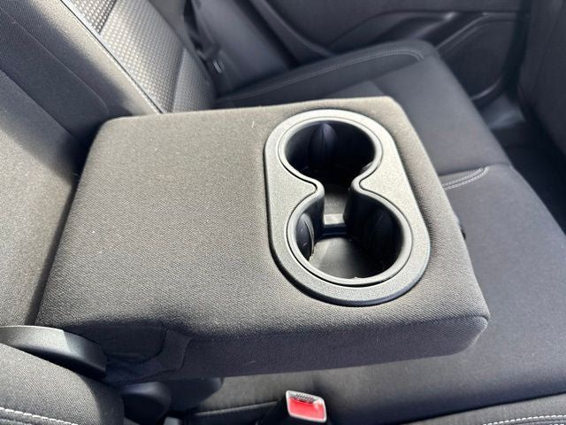Used 2024 GMC Terrain SLE FWD image 23