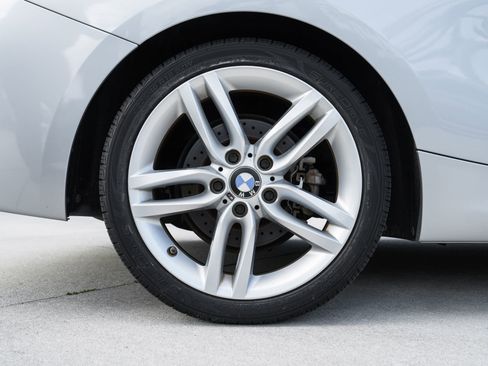 Used 2017 BMW 230i Coupe image 31