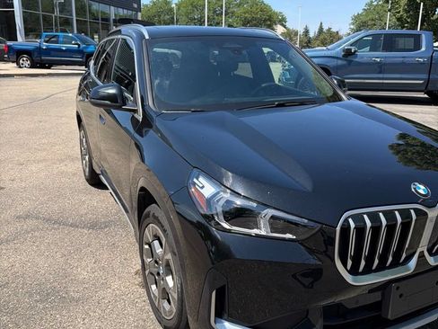 Used 2025 BMW X1 xDrive28i AWD/4WD image 4