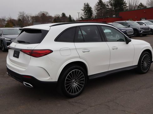 Used 2024 Mercedes-Benz GLC 300 4MATIC w/ AMG Line image 5