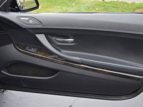 Used 2017 BMW 650i Coupe image 32