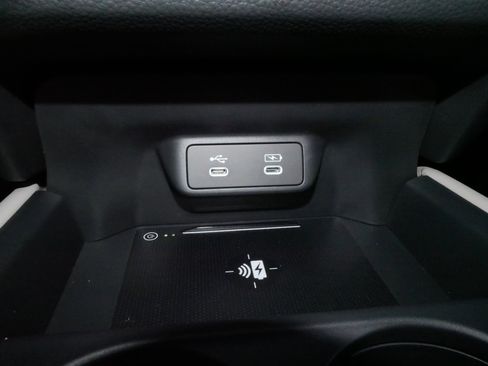 Certified 2026 Honda HR-V LX image 31