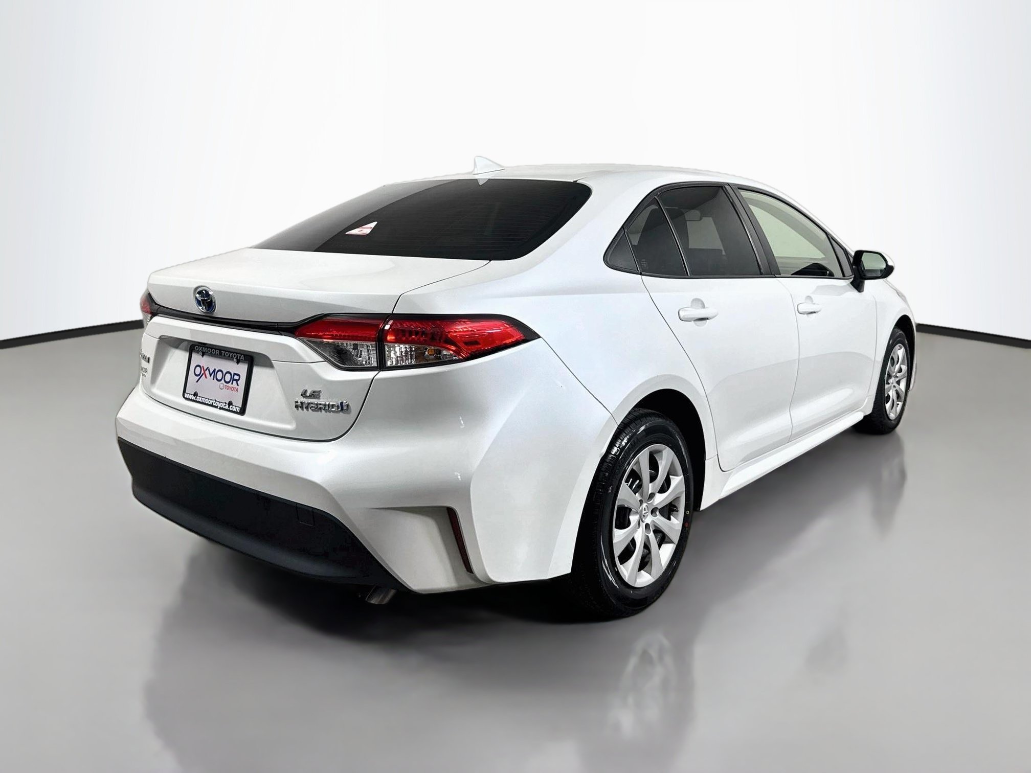 Certified 2024 Toyota Corolla LE FWD image 7