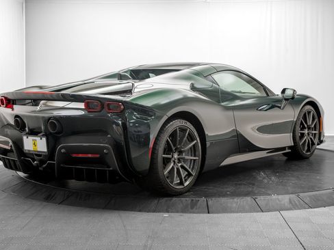 Used 2024 Ferrari SF90 Spider AWD/4WD image 15