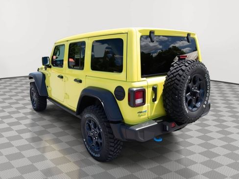 Used 2023 Jeep Wrangler Unlimited w/ Sun & Screen Package AWD/4WD image 7