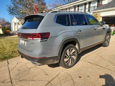 Certified 2025 Volkswagen Atlas SEL image 6