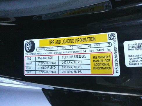 Used 2024 Chevrolet Silverado 1500 ZR2 w/ Technology Package image 36