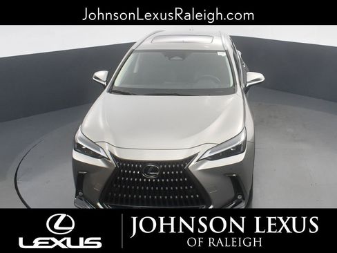Used 2024 Lexus NX 250 FWD image 16