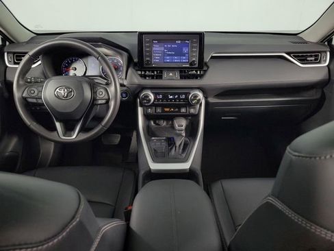 Used 2021 Toyota RAV4 XLE Premium FWD image 26
