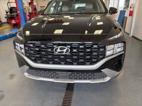 Used 2023 Hyundai Santa Fe SEL image 5