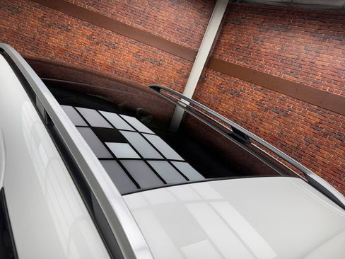 Certified 2024 Mercedes-Benz GLE 350 4MATIC image 25