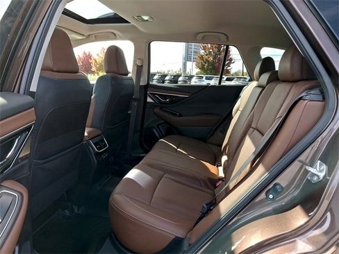 Used 2022 Subaru Outback Touring image 13