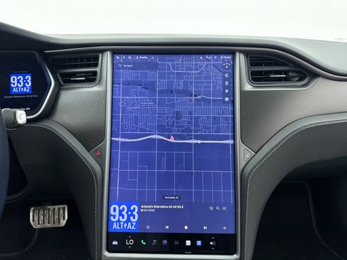 Used 2021 Tesla Model S Performance AWD/4WD image 4