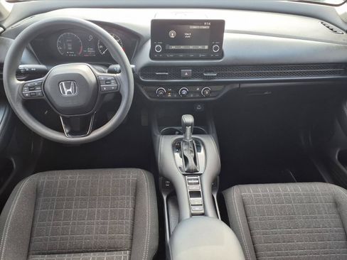 Used 2025 Honda HR-V LX image 11