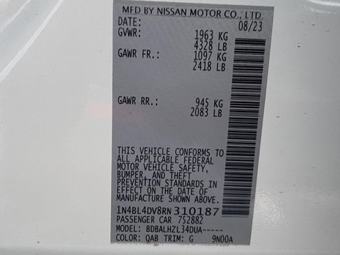 Used 2024 Nissan Altima 2.5 SV FWD image 28