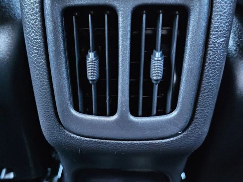 Used 2021 Jeep Compass Latitude w/ Driver Assistance Group image 13