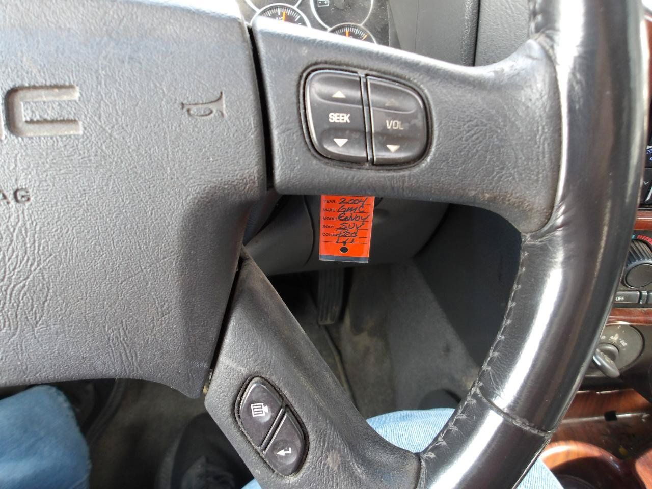 Used 2004 GMC Envoy SLT w/ Preferred Equipment Group AWD/4WD image 17