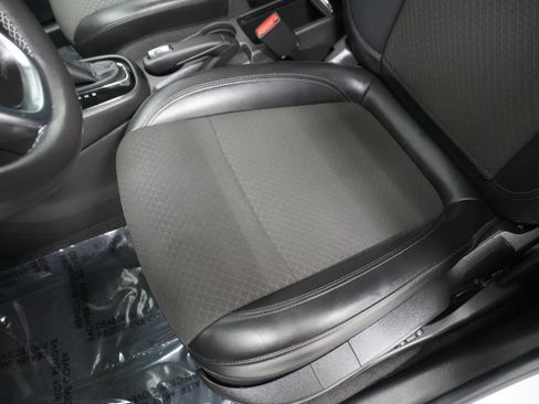 Used 2020 Buick Encore Preferred image 11