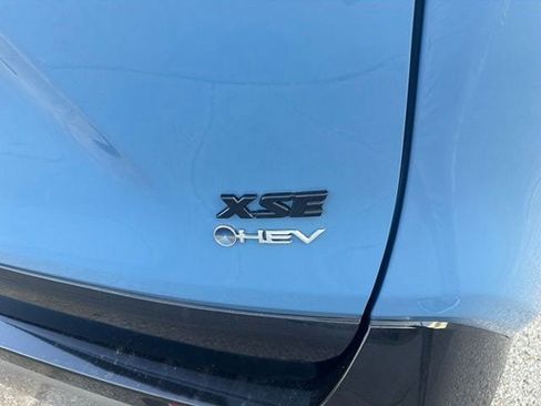 Certified 2025 Toyota RAV4 XSE w/ Advanced Technology Package AWD/4WD image 14