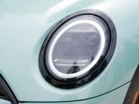 Used 2025 MINI Cooper S FWD image 6