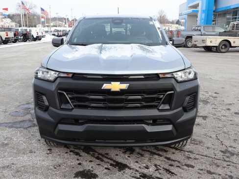 Used 2025 Chevrolet Colorado W/T w/ WT Custom Package image 27