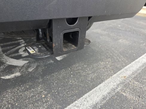 Used 2024 Toyota Tacoma TRD Off-Road image 12