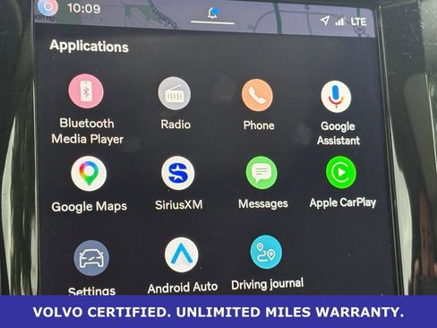 Certified 2025 Volvo XC60 B5 Core AWD/4WD image 26