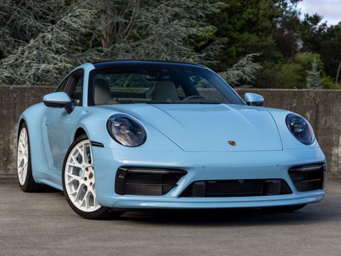 Certified 2022 Porsche 911 Carrera S RWD image 6