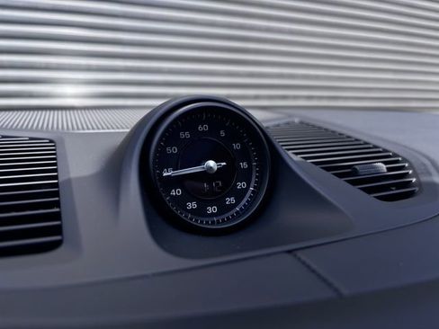 New 2026 Porsche Cayenne S image 18