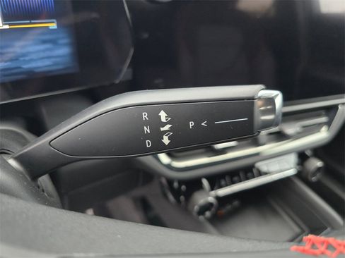 New 2026 Chevrolet Equinox EV RS image 23