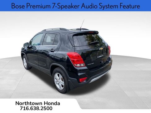 Used 2017 Chevrolet Trax LT w/ Sun & Sound Package image 7