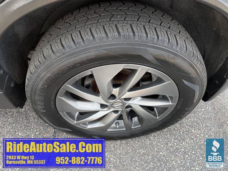 Used 2015 Nissan Rogue SL w/ SL Premium Package AWD/4WD image 26