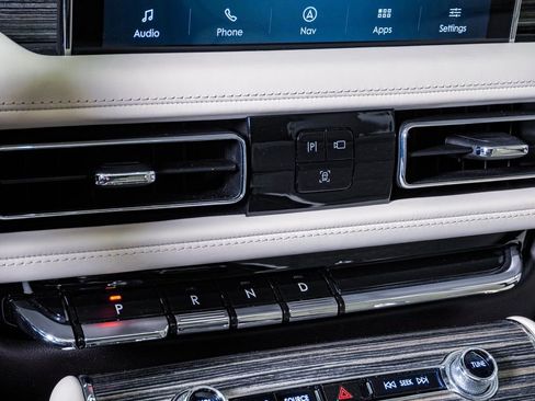 Used 2020 Lincoln Aviator Black Label Grand Touring image 24