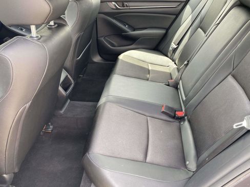 Used 2019 Honda Accord Sport image 11