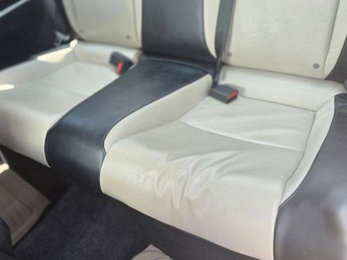 Used 2017 Honda Civic EX-L image 12