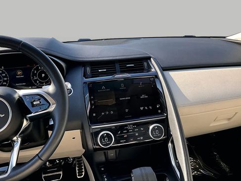 Used 2022 Jaguar E-PACE SE AWD/4WD image 7