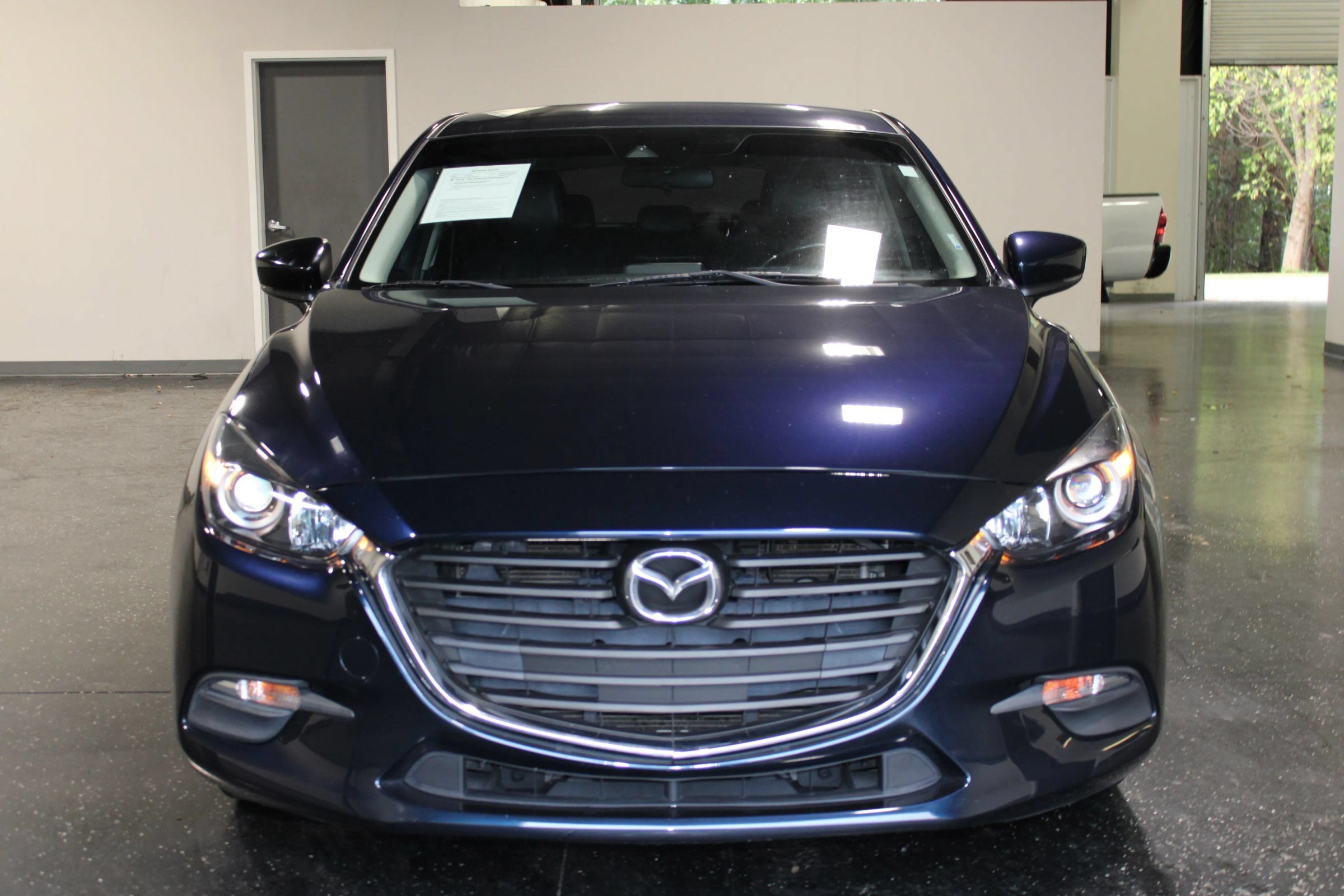 Used 2018 MAZDA MAZDA3 Touring FWD image 8