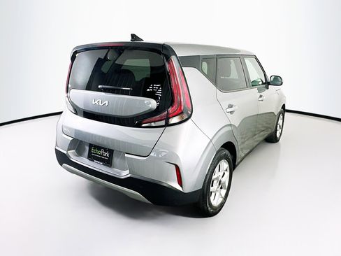 Used 2025 Kia Soul LX w/ LX Technology Package image 9