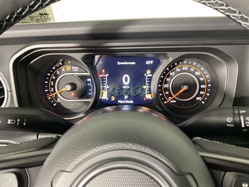 New 2026 Jeep Gladiator Mojave AWD/4WD image 18