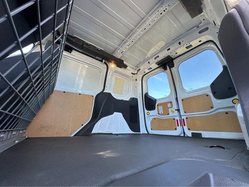 Used 2015 Ford Transit Connect XLT image 10
