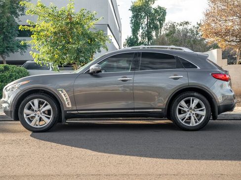 Used 2012 INFINITI FX35 2WD w/ Premium Pkg image 2
